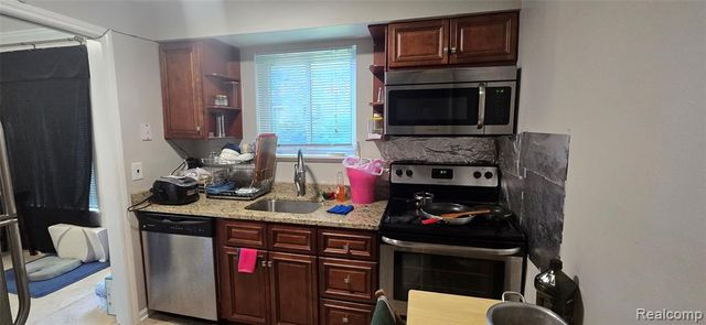 1045 N Old Woodward Avenue 2, Birmingham, MI 48009