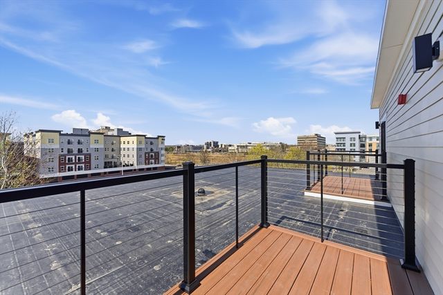 17 Holmes Street PH1, Quincy, MA 02171