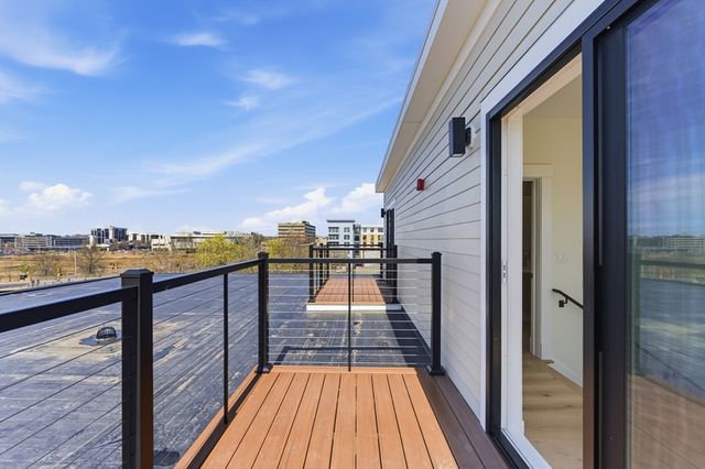 17 Holmes Street PH1, Quincy, MA 02171