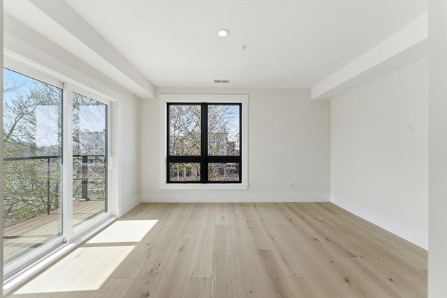 17 Holmes Street PH1, Quincy, MA 02171