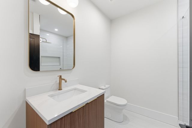 17 Holmes Street PH1, Quincy, MA 02171