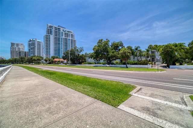 3325 BAYSHORE BOULEVARD C13, Tampa, FL 33629