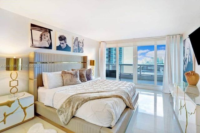 1717 N Bayshore Dr A-2056, Miami, FL 33132