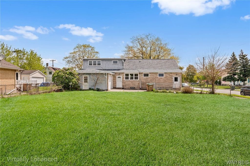 30 Meadowlawn Road, Cheektowaga, NY 14225