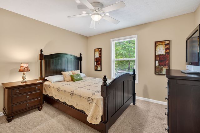281 November Dr, Smithville, TN 37166