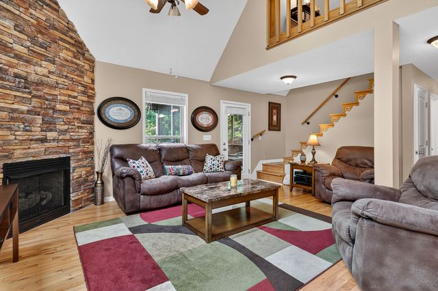 281 November Dr, Smithville, TN 37166