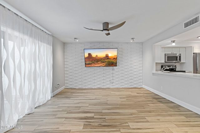 4601 N 73RD Street 7, Scottsdale, AZ 85251