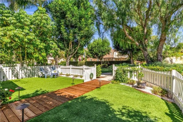 5 Surrey Farm, Ladera Ranch, CA 92694