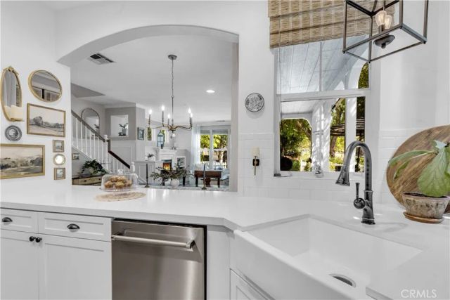 5 Surrey Farm, Ladera Ranch, CA 92694