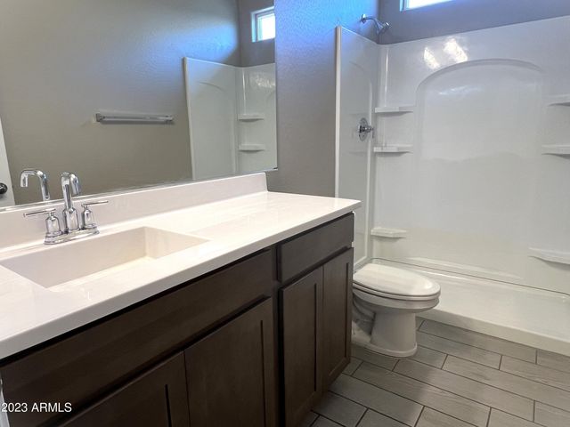 8213 S 45th Avenue, Laveen, AZ 85339