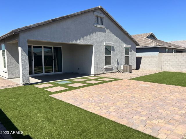 8213 S 45th Avenue, Laveen, AZ 85339