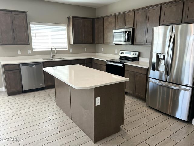 8213 S 45th Avenue, Laveen, AZ 85339