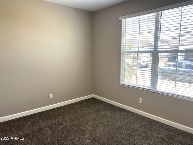 8213 S 45th Avenue, Laveen, AZ 85339