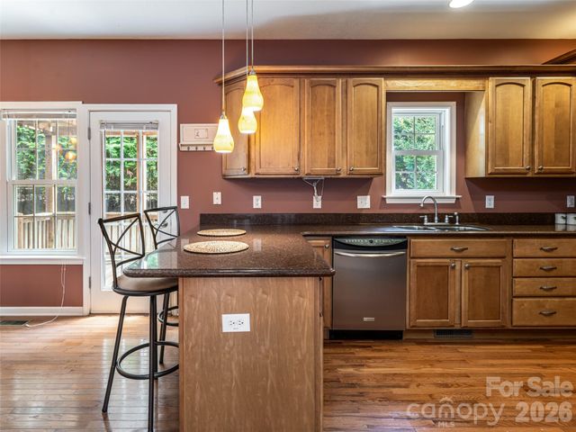 25 Driftstone Circle, Arden, NC 28704