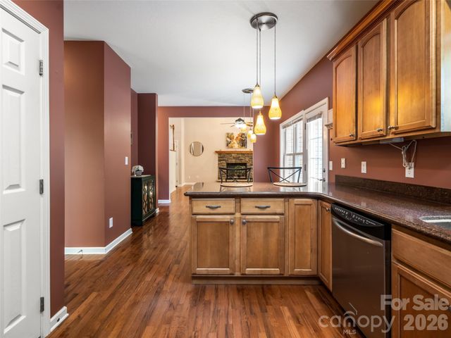 25 Driftstone Circle, Arden, NC 28704