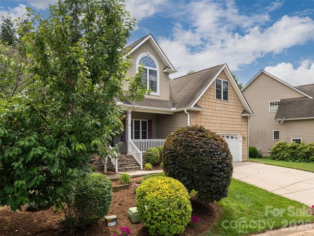 25 Driftstone Circle, Arden, NC 28704