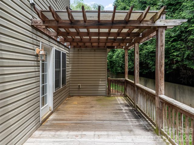 25 Driftstone Circle, Arden, NC 28704