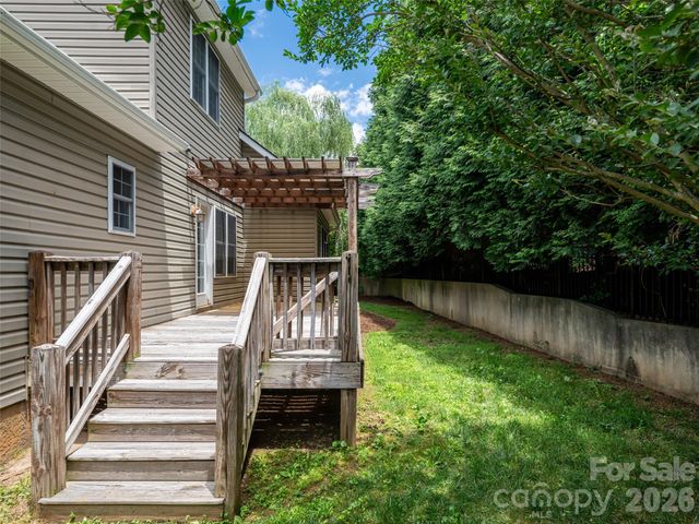 25 Driftstone Circle, Arden, NC 28704
