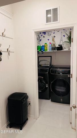 3921 DESERT NOMAD Drive, El Paso, TX 79938