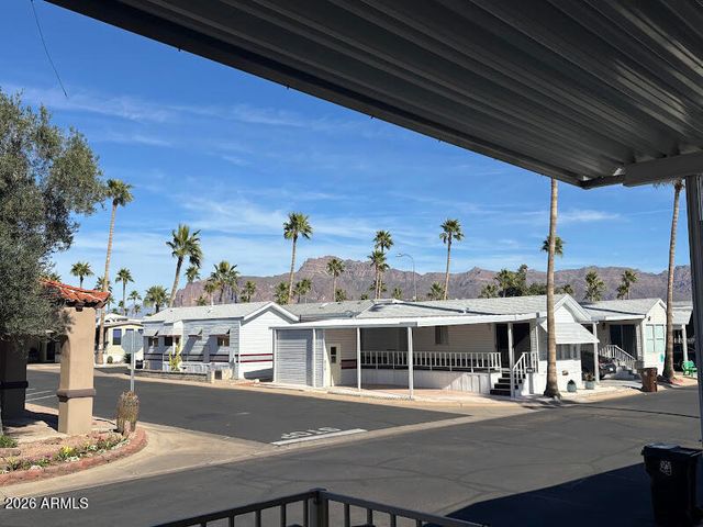 220 MOTHERLODE Drive, Apache Junction, AZ 85119