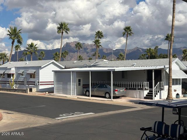 220 MOTHERLODE Drive, Apache Junction, AZ 85119