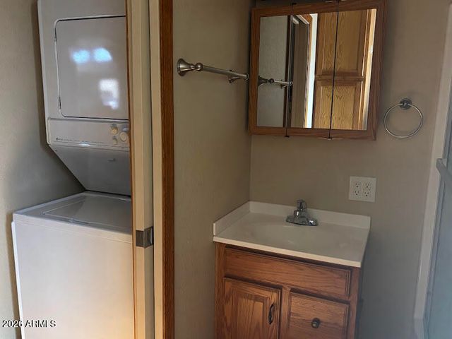 220 MOTHERLODE Drive, Apache Junction, AZ 85119