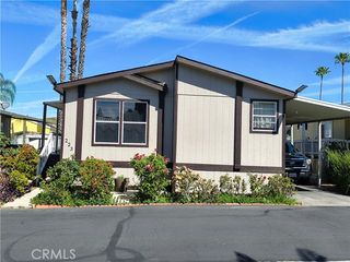 20401 Soledad Canyon Road 223, Canyon Country (santa Clarita), CA 91351