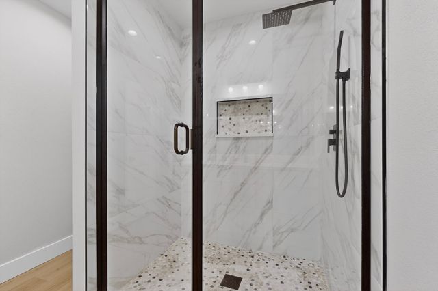 912 Netherland Drive, Seagoville, TX 75159