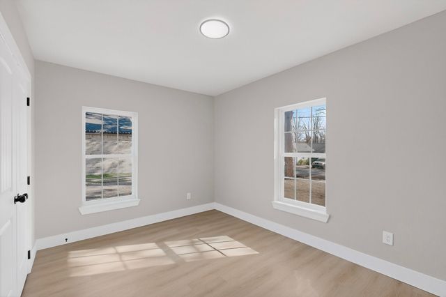 912 Netherland Drive, Seagoville, TX 75159