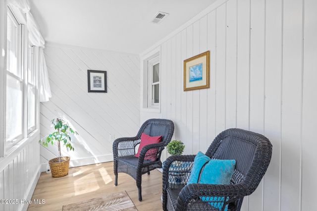 1041 Highway 101, Beaufort, NC 28516