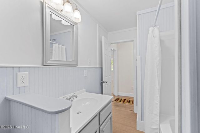 1041 Highway 101, Beaufort, NC 28516