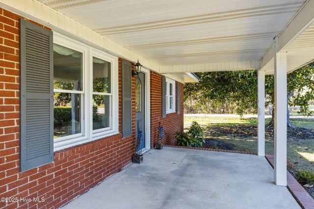 1041 Highway 101, Beaufort, NC 28516