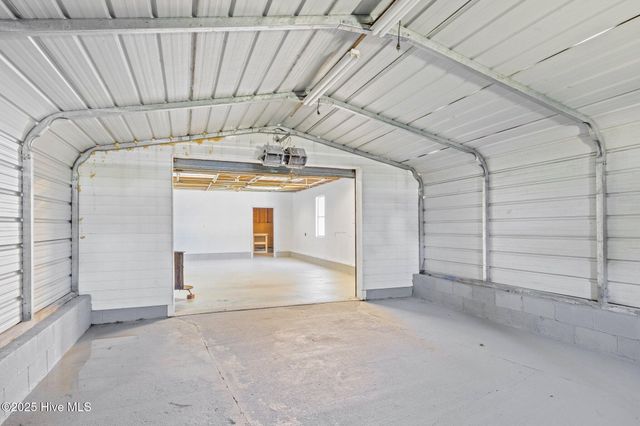 1041 Highway 101, Beaufort, NC 28516