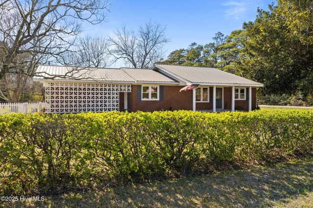 1041 Highway 101, Beaufort, NC 28516