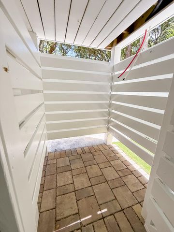 6 29th Avenue, Isle Of Palms, SC 29451