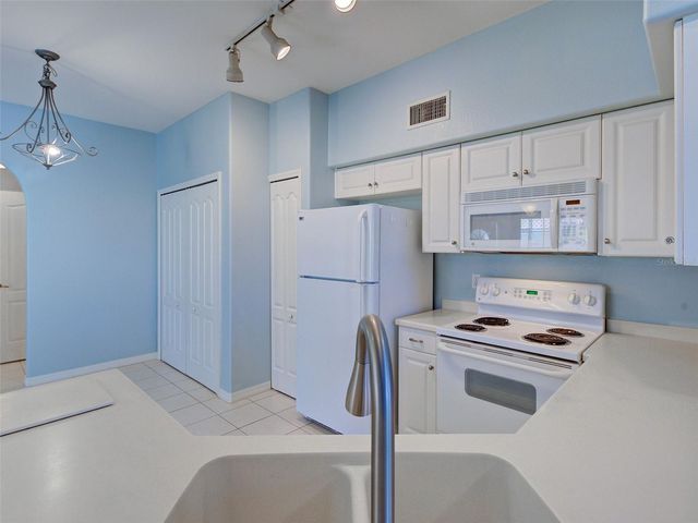 9102 L PAVIA BOULEVARD 9102, Venice, FL 34292