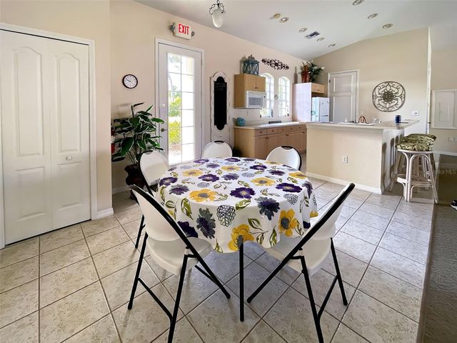 9102 L PAVIA BOULEVARD 9102, Venice, FL 34292