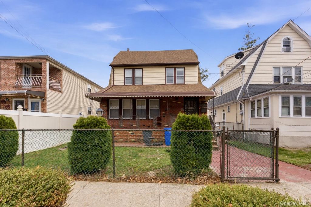 20532 104th Avenue, Saint Albans, NY 11412