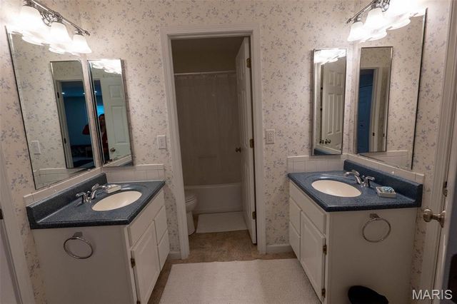 654 Holmes Lane, Rolla, MO 65401