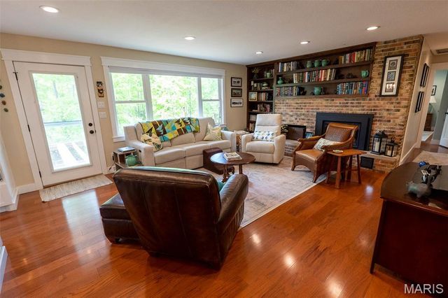 654 Holmes Lane, Rolla, MO 65401