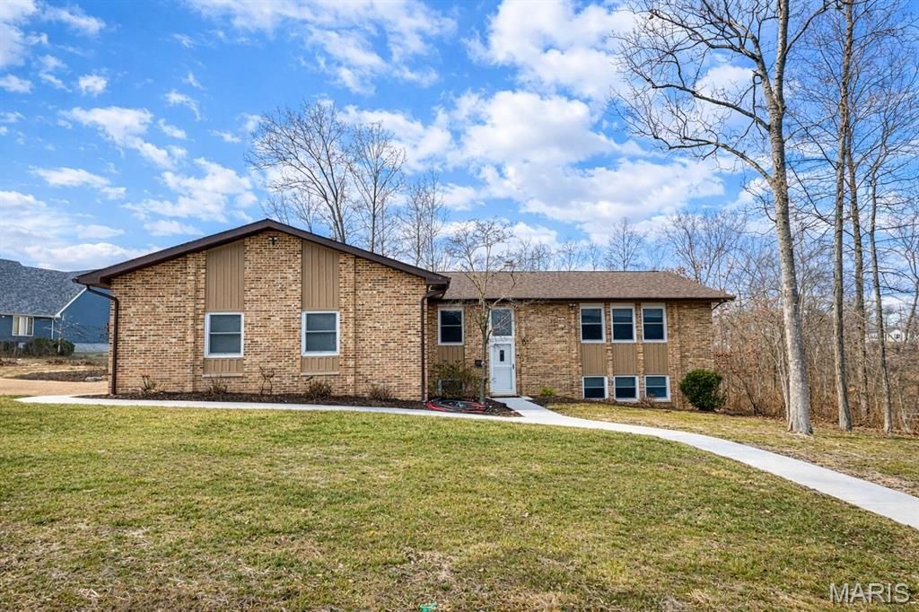 654 Holmes Lane, Rolla, MO 65401