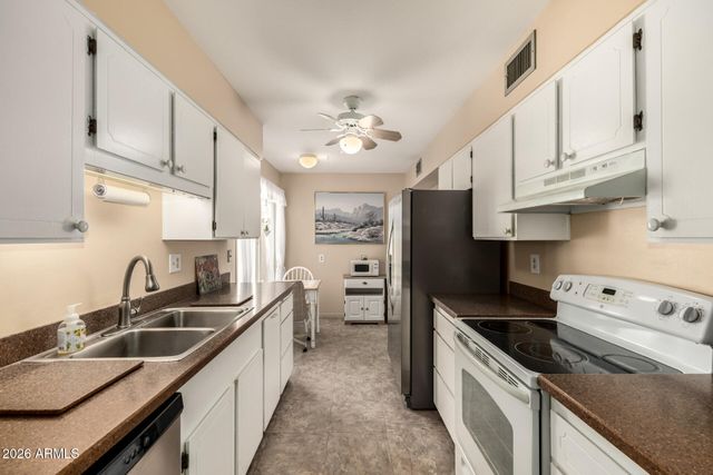 10426 W OCOTILLO Drive, Sun City, AZ 85373