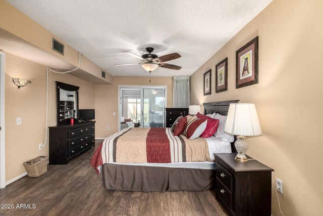 10426 W OCOTILLO Drive, Sun City, AZ 85373