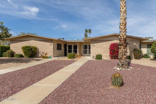 10426 W OCOTILLO Drive, Sun City, AZ 85373