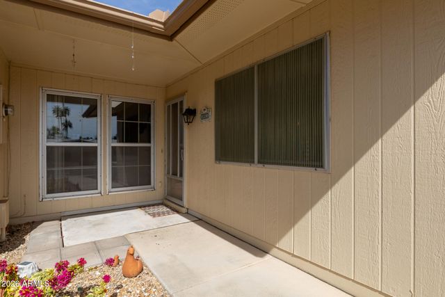 10426 W OCOTILLO Drive, Sun City, AZ 85373