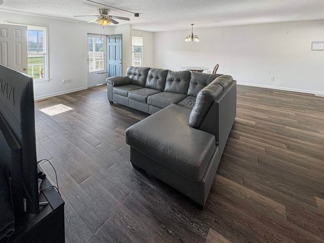 5082 Highway 319 E, Conway, SC 29526