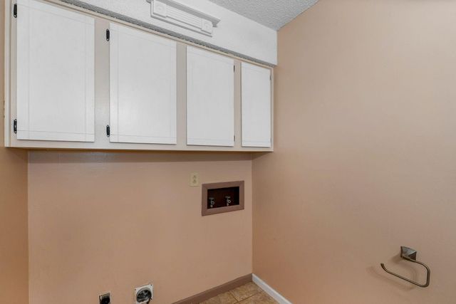 1112 E Evergreen Street, Springfield, MO 65803