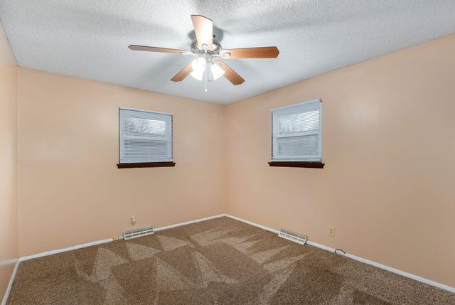 1112 E Evergreen Street, Springfield, MO 65803