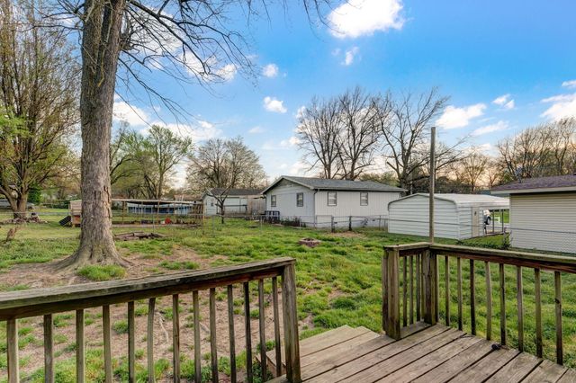 1112 E Evergreen Street, Springfield, MO 65803