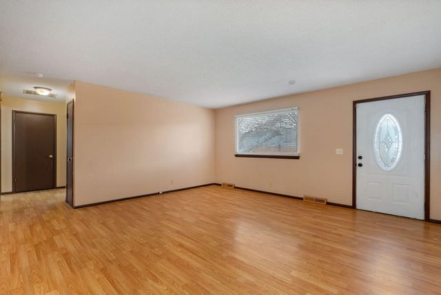 1112 E Evergreen Street, Springfield, MO 65803